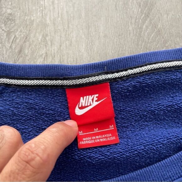 Nike Mens Size Medium Sweatshirt Big Spellout Swoosh Blue And White - Picture 3 of 5